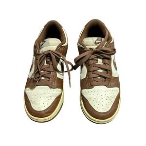 Nike Dunk Low Cacao Size US 8. Women's 8.